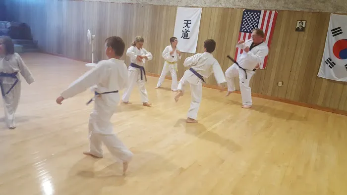 Sidney Tendokan Picture 4