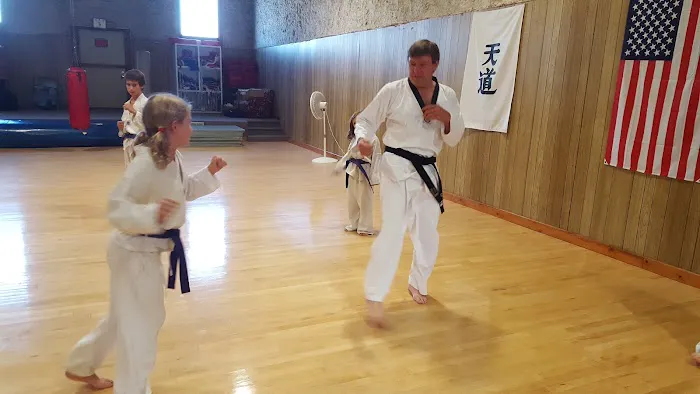 Sidney Tendokan Picture 5