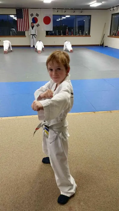 Cutting Edge Martial Arts Picture 4