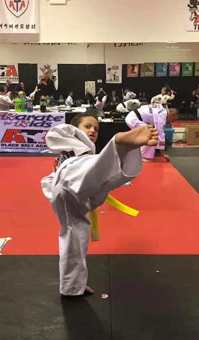 Homer Glen Karate for Kids Picture 5