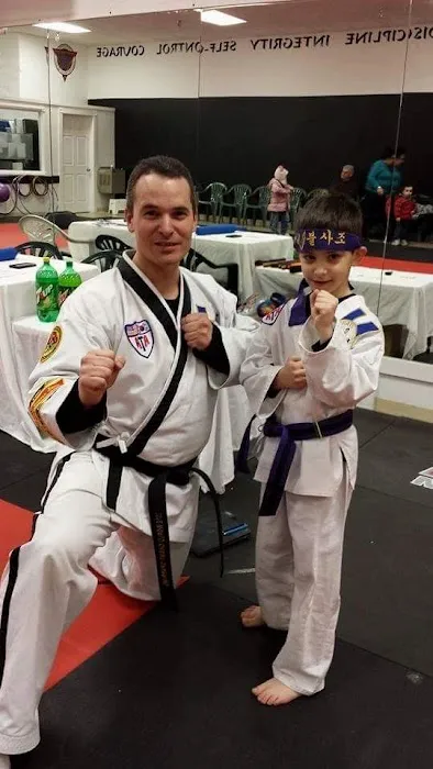 Homer Glen Karate for Kids Picture 9