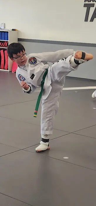 Master Seung's World Class Tae Kwon Do Picture 3