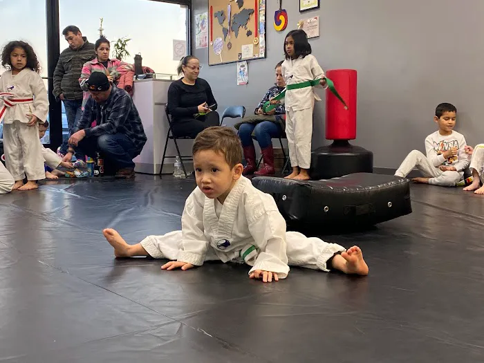 Taekwondo Academy Jessica Melendez Picture 3