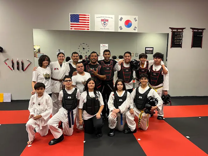 Golden Phoenix Martial Arts Picture 4