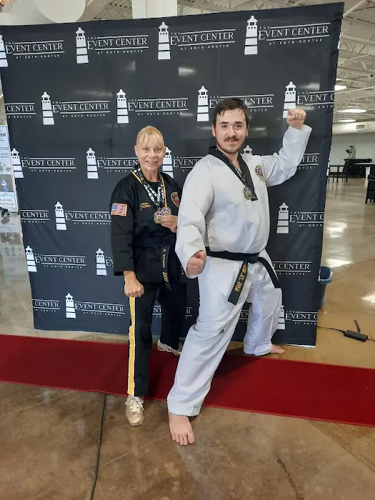 WHITE TIGER TAEKWONDO & Family Fitness Activity Center Picture 9