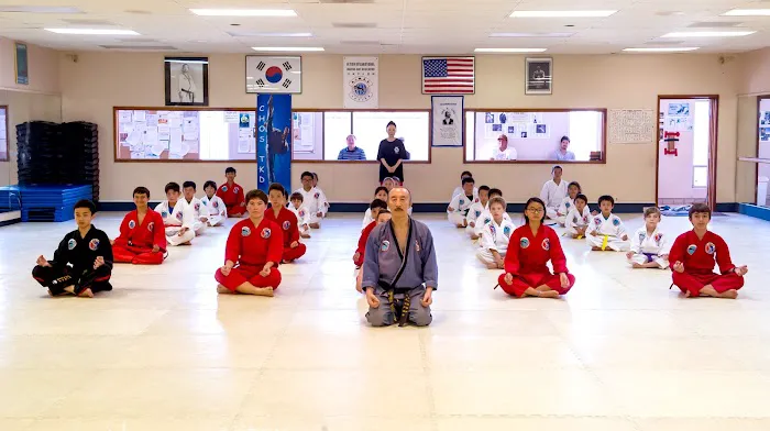 Grandmaster Hee Il Cho's Tae Kwon Do Center Picture 4