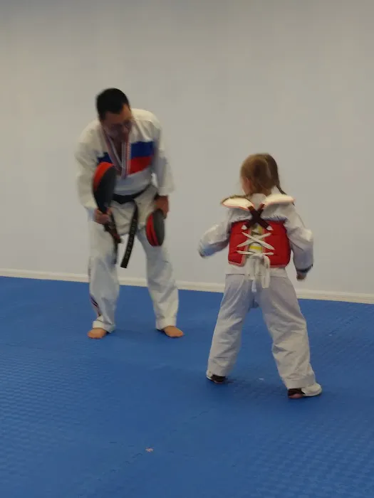 SOFT & STRONG TAEKWONDO Picture 8
