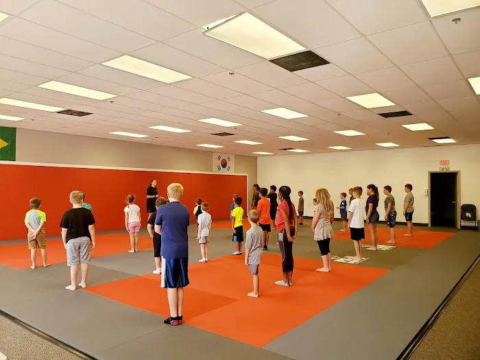 Kickin' It Karate & Fitness Bradenton / Lakewood Ranch FL Picture 3
