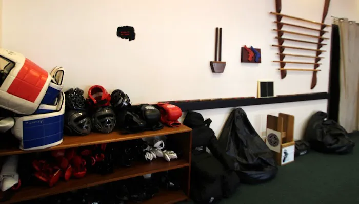 Arnott Kenpo Karate Picture 2
