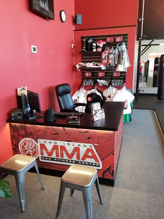 Long Island MMA Gold's Gym Picture 2