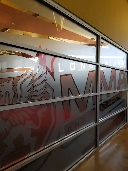 Long Island MMA Gold's Gym Picture 4
