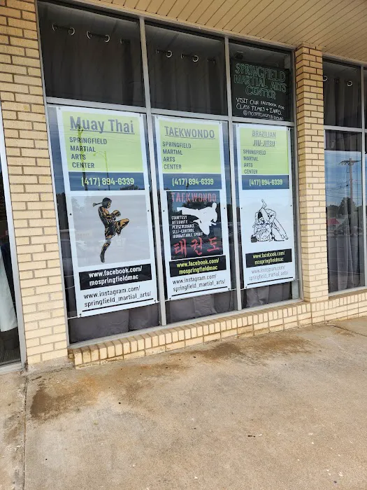 Axe's Springfield Martial Arts Center Picture 10