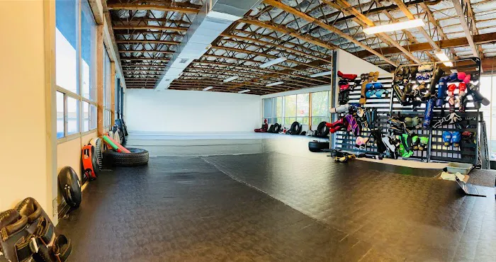 Ten Kicks Gym Picture 5