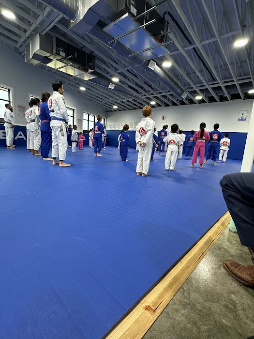 Gracie Barra South College Brazilian Jiu Jitsu & Self Defense Picture 1