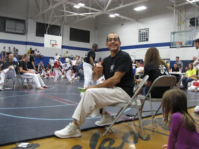 SafeKids USA/Blue Dragon Taekwondo School Picture 10