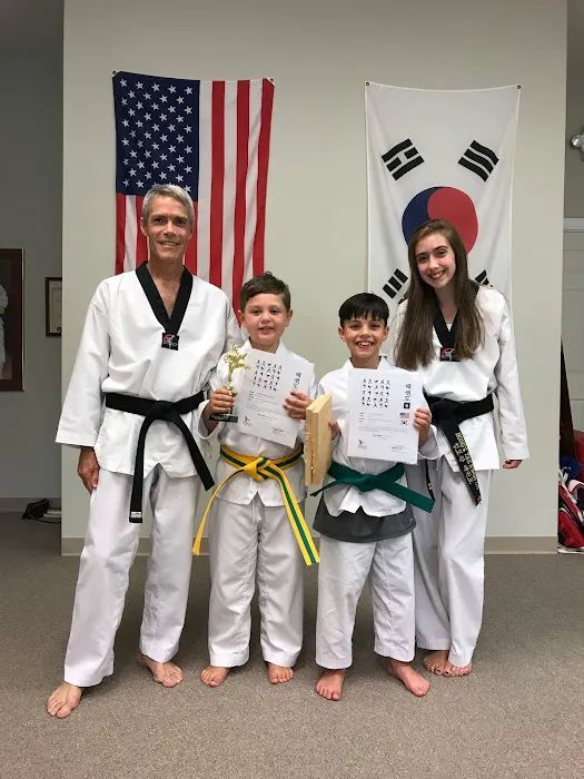 Hong's Tae Kwon Do Picture 1