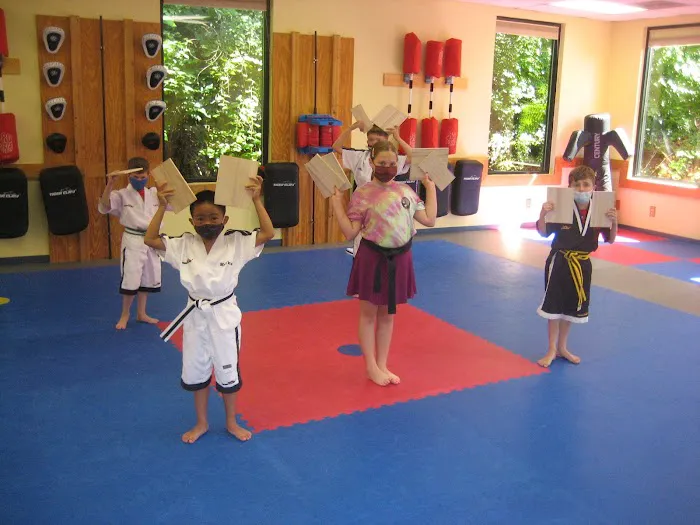 Broadway Family Karate Picture 10