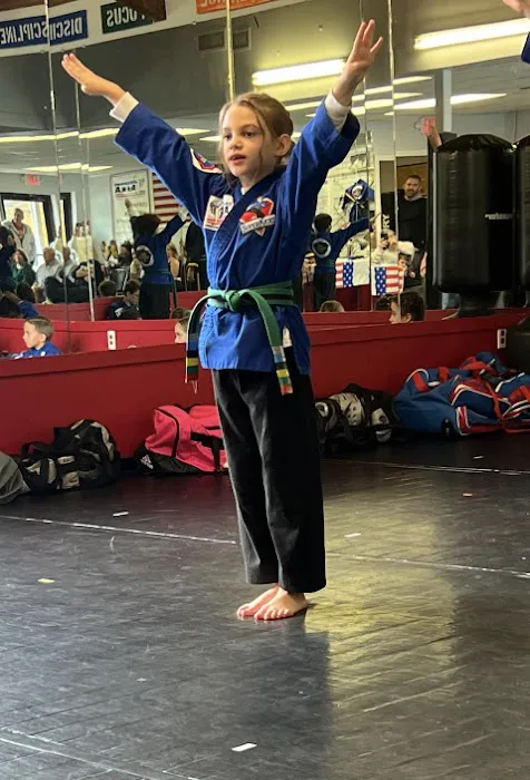 Super Kicks Karate Picture 2