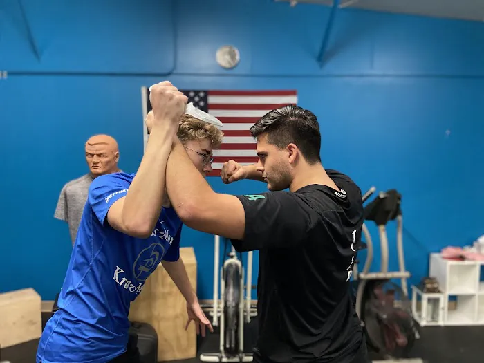 Bis-Man Krav Maga Picture 3