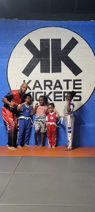Karate Kickers Picture 2