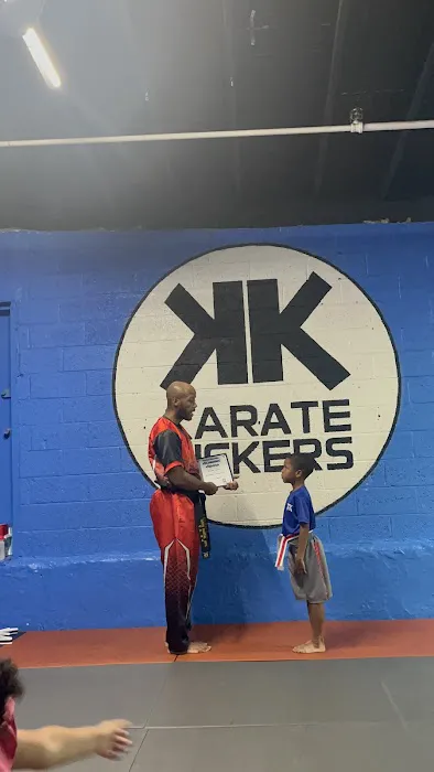 Karate Kickers Picture 5