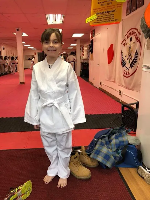 Ryu Renshi-Dan Karate Picture 3