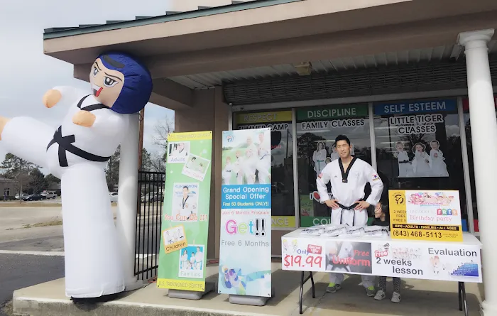 Master J.Kim's U.S. Taekwondo Center Picture 10