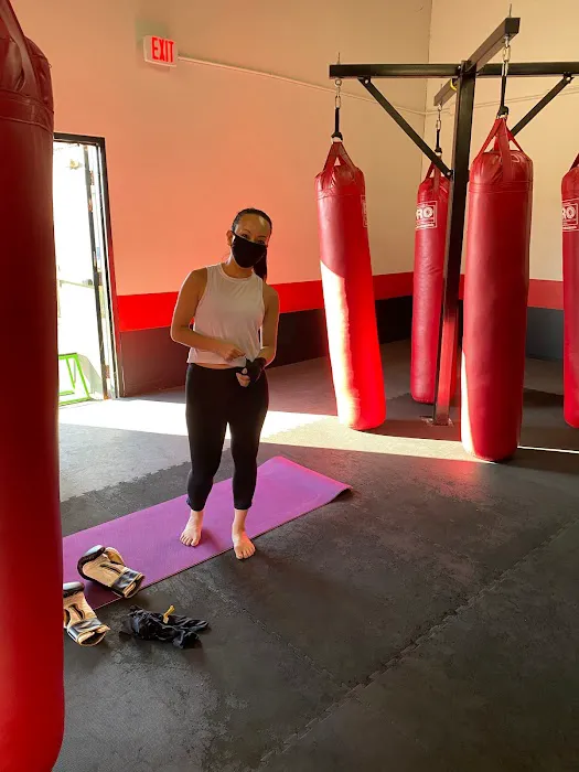 IMPACT! Kickboxing Fitness Picture 4