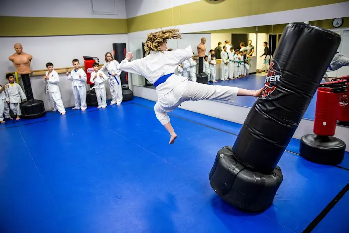 Kings MMA Anaheim Picture 9