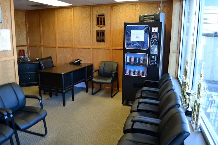 Tracy's Karate Studio Picture 2