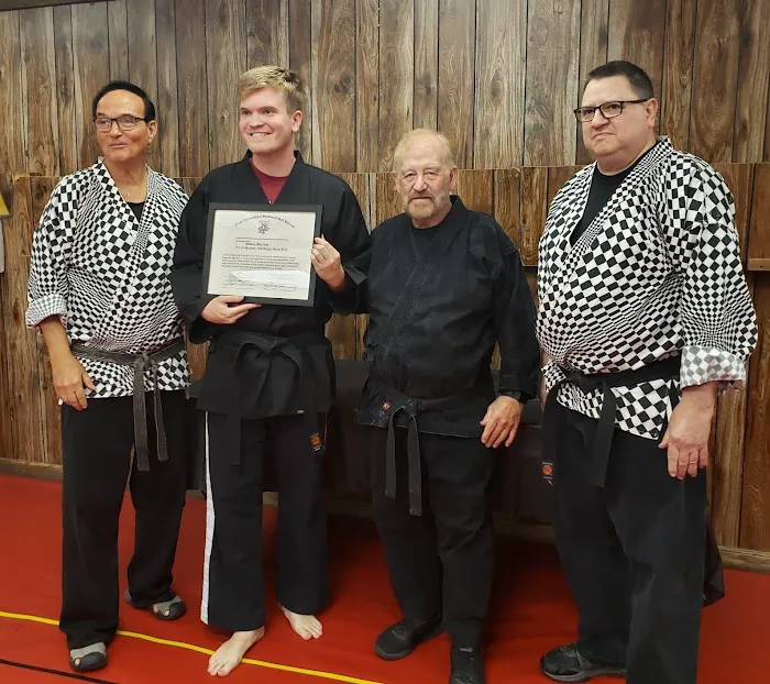 Tracy's Karate Picture 3