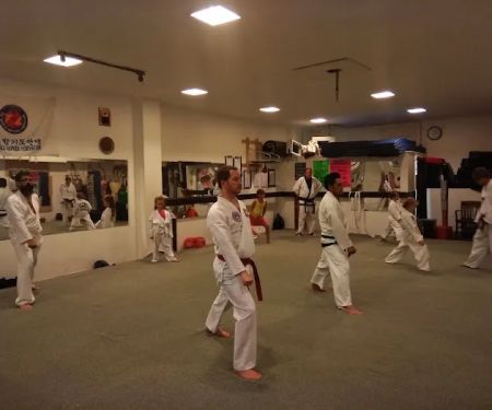 Tae Kwon-Do Karate Club