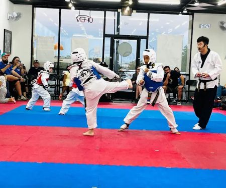 Master Yoo's World Champion Tae Kwon Do