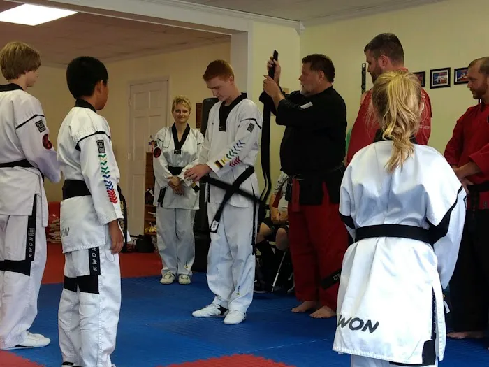 Coffman's Martial Arts Academy of Southern Illinois Picture 4