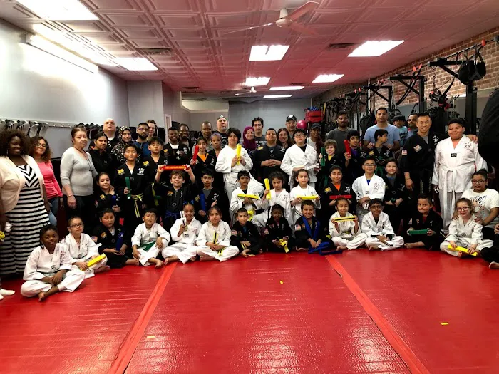 Family Fitness Karate & Kickboxing - Central Ave Picture 10