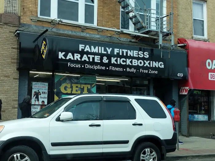 Family Fitness Karate & Kickboxing - Central Ave Picture 8