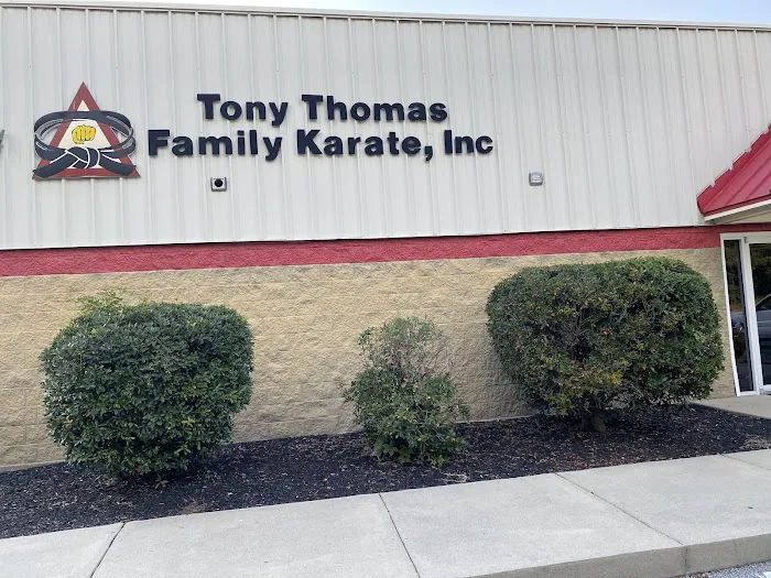 Tony Thomas Family Karate Picture 2