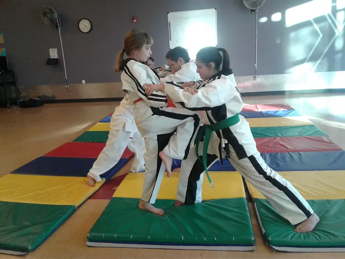 Many Ways of Defending Picture 9