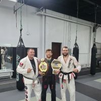 McCune's Martial Arts ico