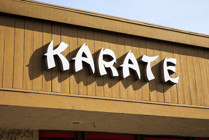 Poway Martial Arts | Kenpo Karate - Boxing - Muay Thai Kickboxing Picture 2