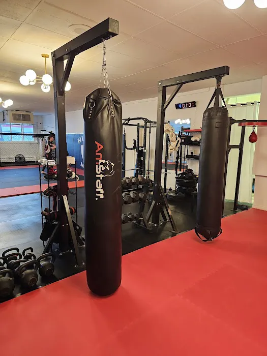 HUNT MMA Picture 4