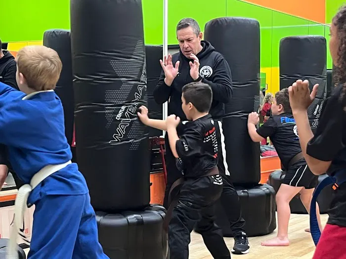 Karate 4 Kids Krav Maga Seal System 4 Teens & Adults at Fitness CF of Dr.Phillips, FL Picture 8