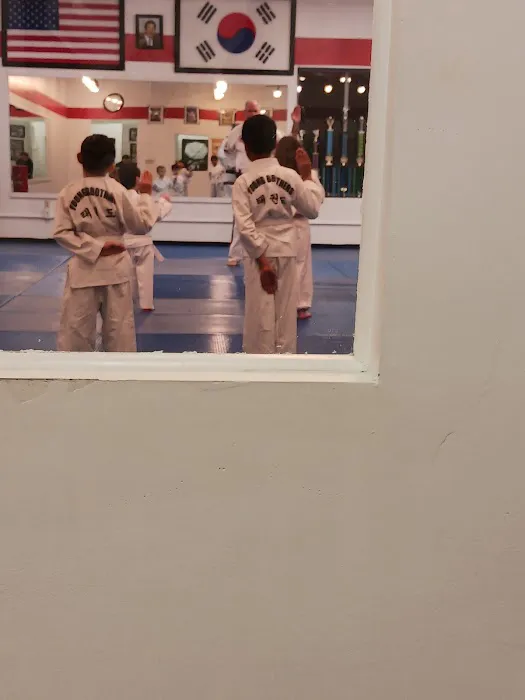 Young Brothers Tae Kwon-Do Picture 10