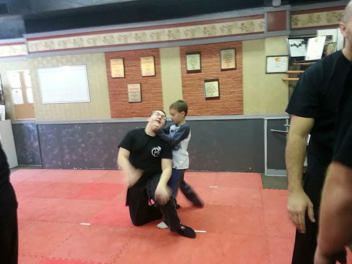 Zarilla Self-Defense Picture 3