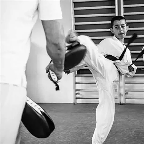 How to Develop Lightning-Fast Hand Techniques in Tae Kwon Do: Tips & Training Guide