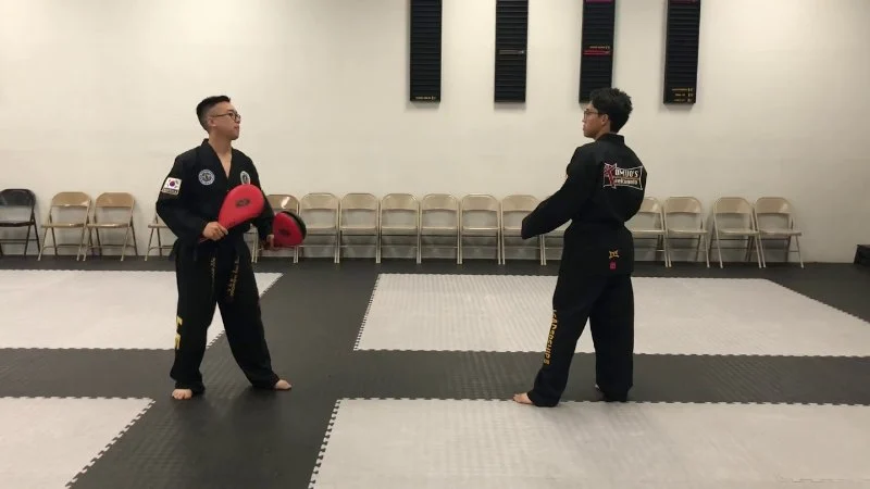 How to Execute a Sliding Back Kick for Counter-Attacking