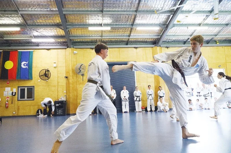 How to Perform a Spearhand Strike (Pyonsonkut Tulgi) Safely