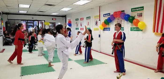 S. Y. Kim's Tae kwon Do Cntr. Picture 2