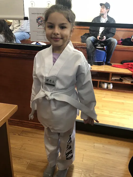 United taekwondo center Picture 7
