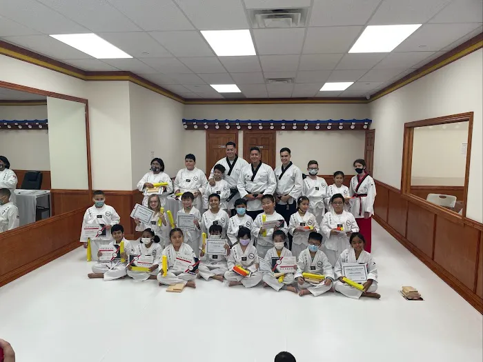 Vision Taekwondo Rego Park Picture 2